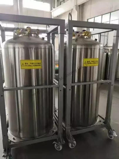 liquid co2 tank