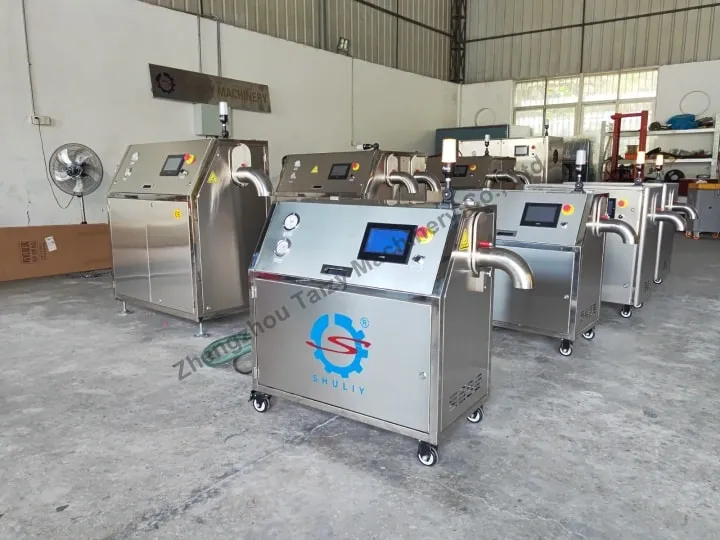 dry ice pellet machine